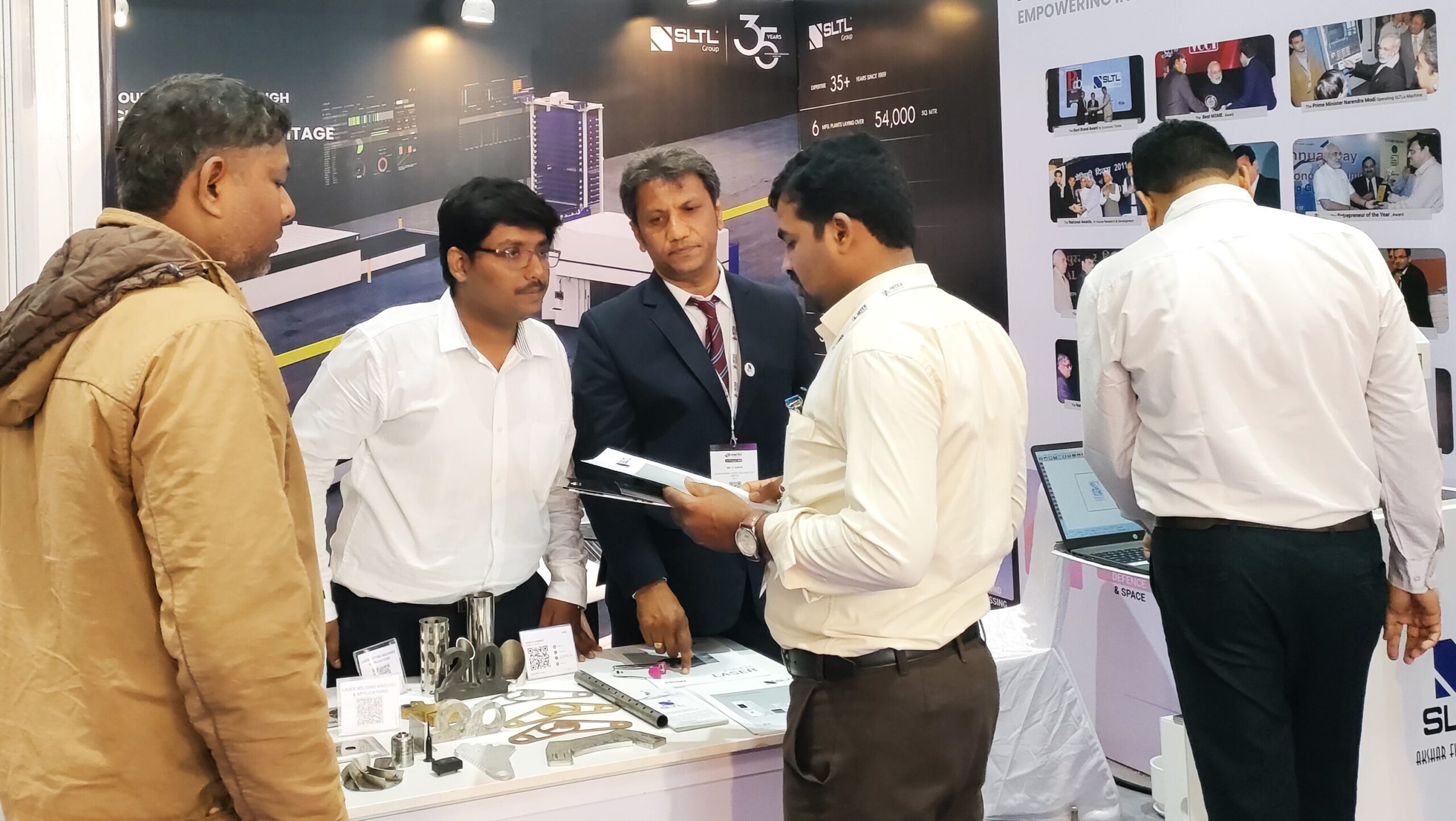 SLTL Celebrates Growth with Groundbreaking Laser Solutions at Pune Machine Tool Show 2024