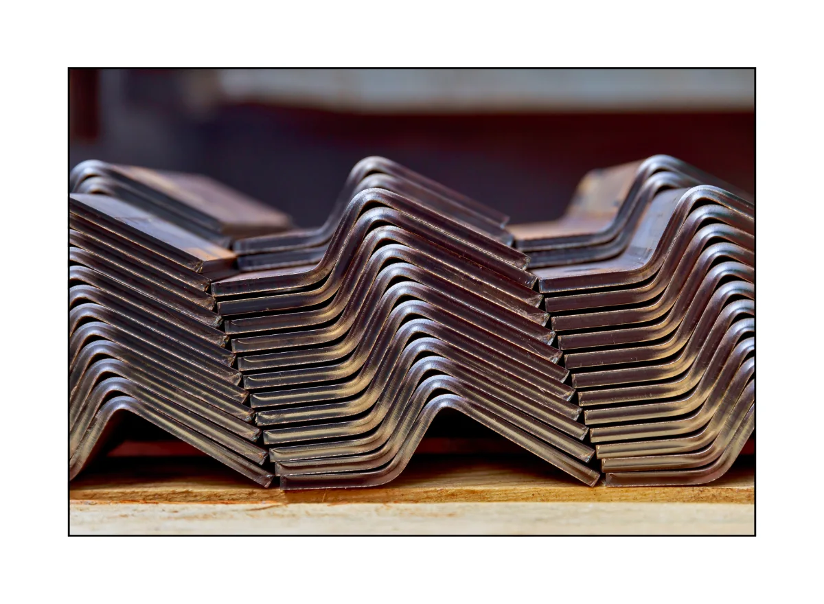 Intelligent Multi-Axis Bending Architecture
